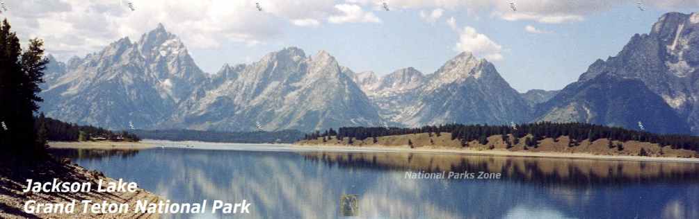 Picture of the mountains reflecting on Jackson Lake - Grand Teton National Park