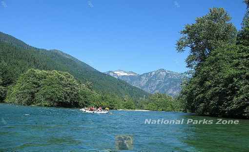 Picture of rafting on the Skagit River in North Cascades National Park