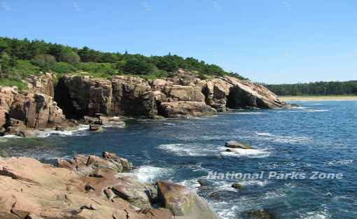 Picture of the Maine coastline in Acadia National Park