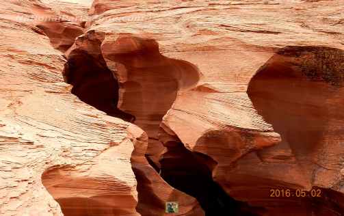 Picture of the entrance to Lower Antelope Canyon