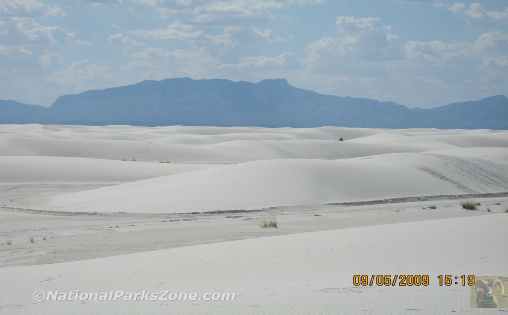 Picture of the dunes at White Sands National Park